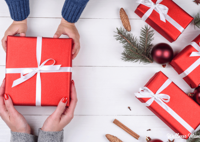 2024 Ultimate Holiday Gift Giving Guide (For Everyone On Your List!)