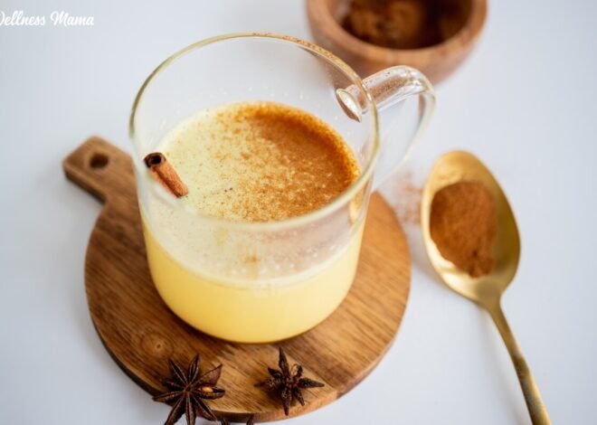 How to Make Golden Milk (in Only 5 Minutes!)